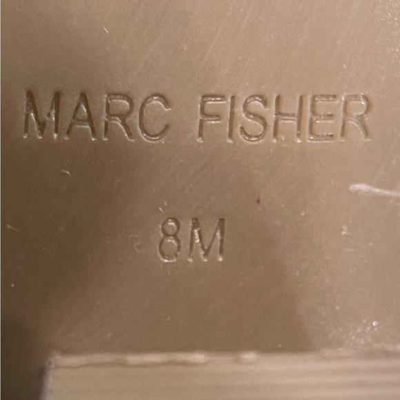 MARC FISHER
Meyana White
Faux Leather Over The Knee
Block Heel Boots Size 8 - Picture 11 of 16